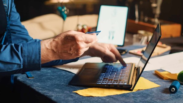 The complete guide to lead generation for campaign management services